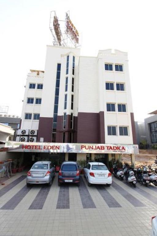 Hotel Eden Ahmedabad Exterior photo