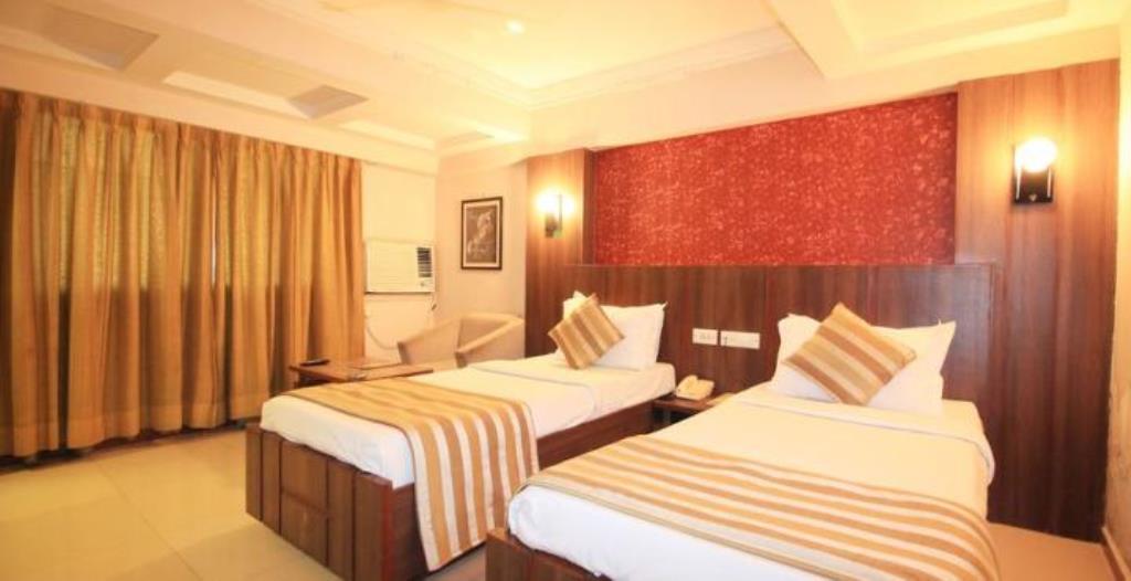 Hotel Eden Ahmedabad Room photo